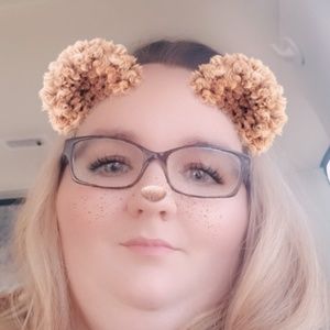 Meet your Posher, Shana